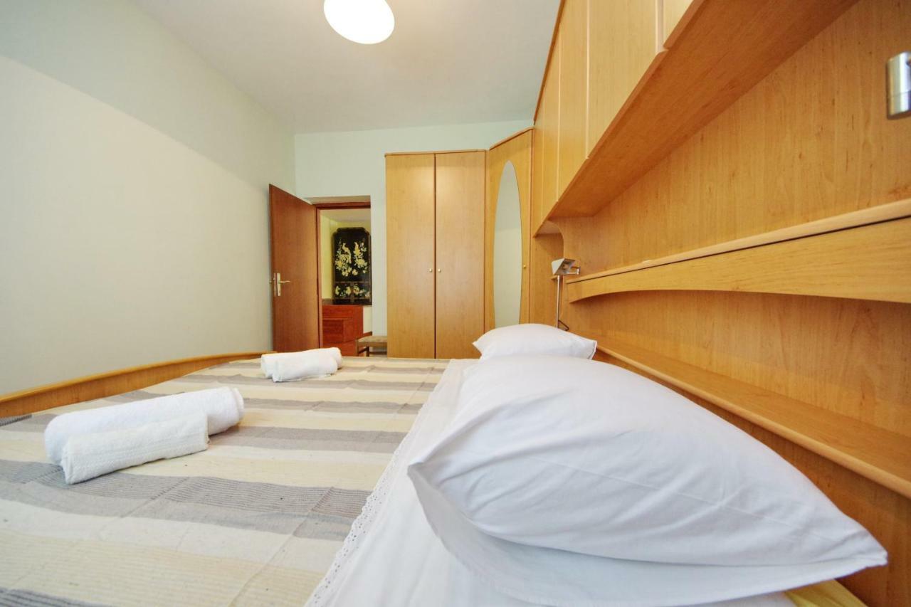 Apartments Eduard Врси Екстер'єр фото